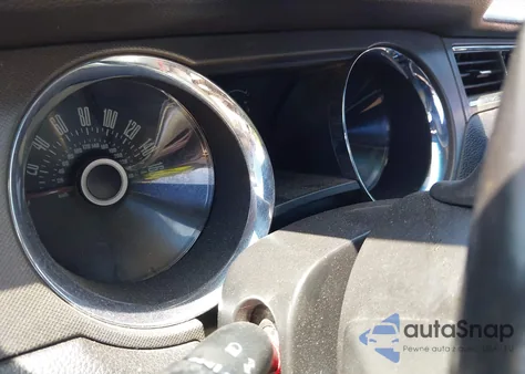 2013 Ford Mustang V6 from USA, damaged, VIN 1ZVBP8EM6D5241985